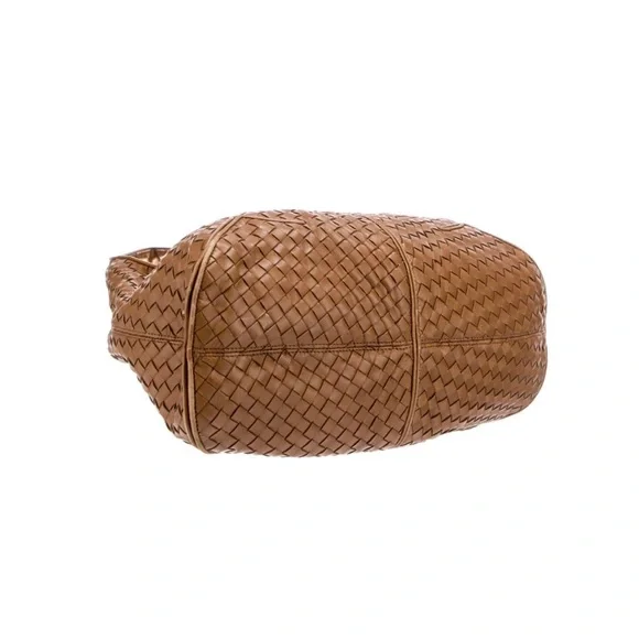 Bottega Veneta Intrecciato Woven Leather Shoulder Bag in Brown - Picture 4 of 13